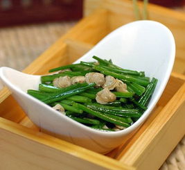 品味八方风味 全国八大美食街与饮食服务巡礼